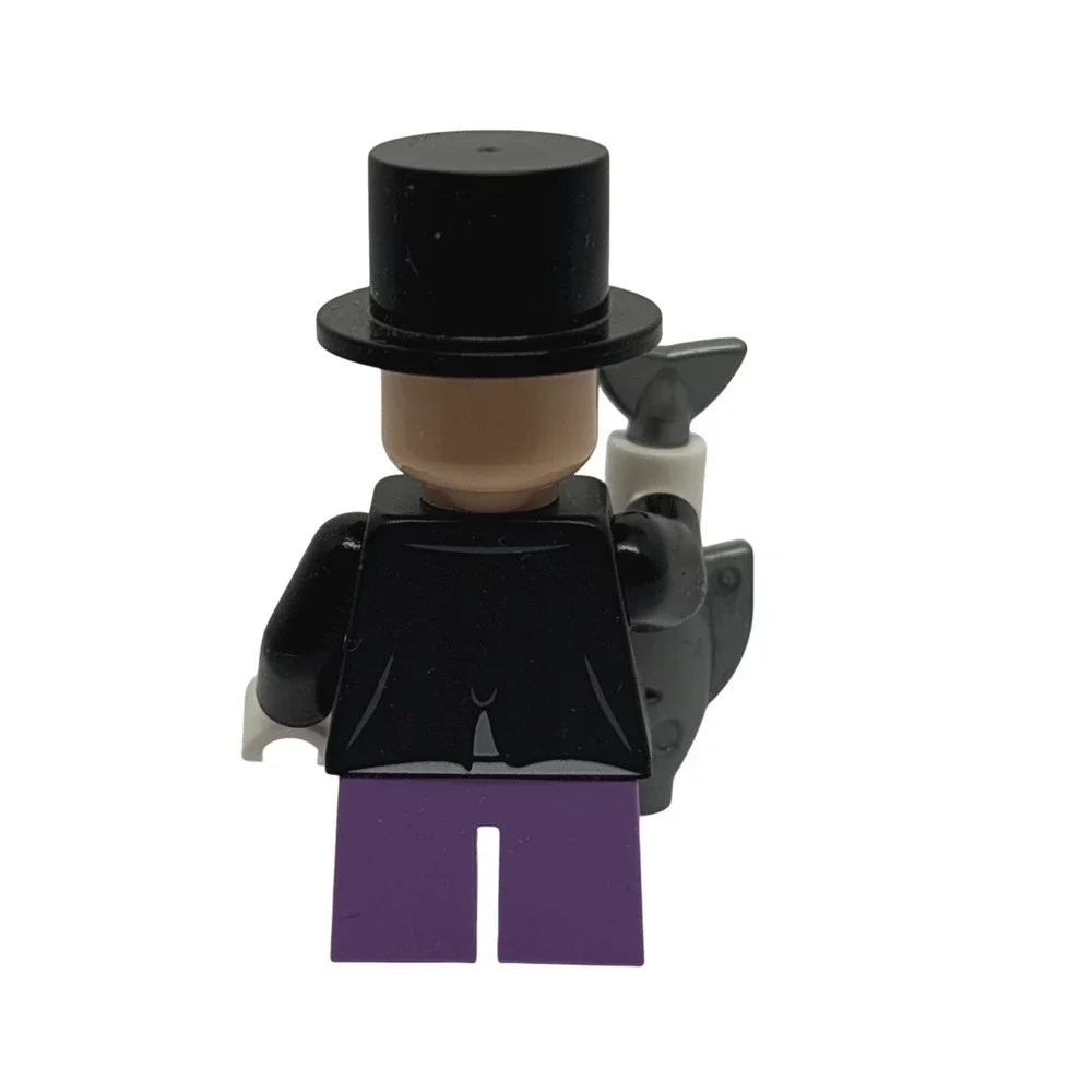 LEGO DC Super Heroes The Penguin Minifigure sh031 Black Tuxedo Short Legs Fish